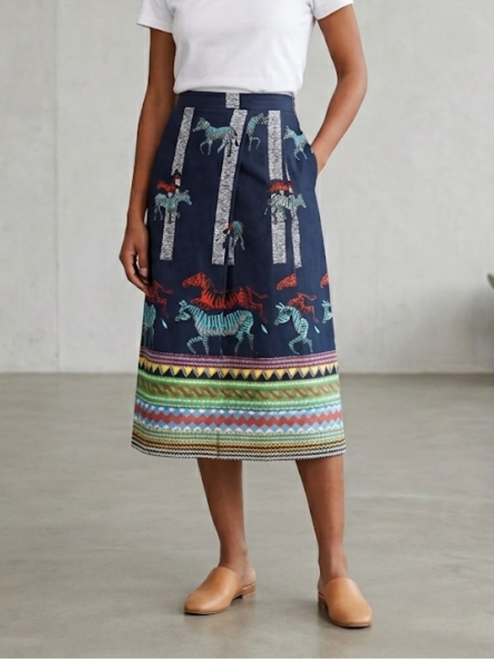 Suno Cotton embroidered Zebra Skirt size 8